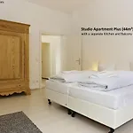 Raja Jooseppi Lägenhet Berlin